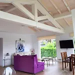 Playa Joyel Family Surf House * Noja