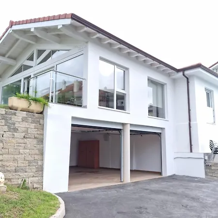 Playa Joyel Family Surf House Noja