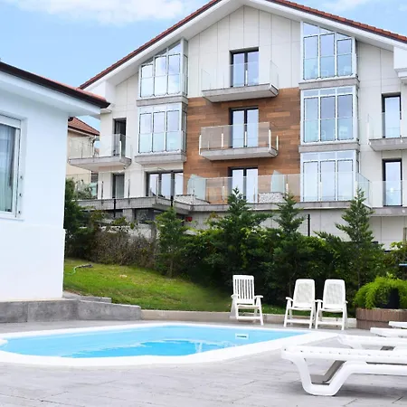 Playa Joyel Family Surf House * Noja