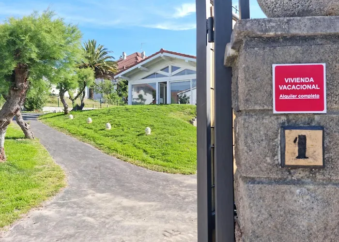 Playa Joyel Family Surf House Noja