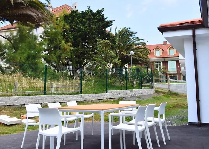 Playa Joyel Family Surf House * Noja