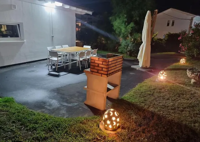 Villa Playa Joyel Family Surf House Noja