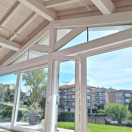 Villa Playa Joyel Family Surf House *