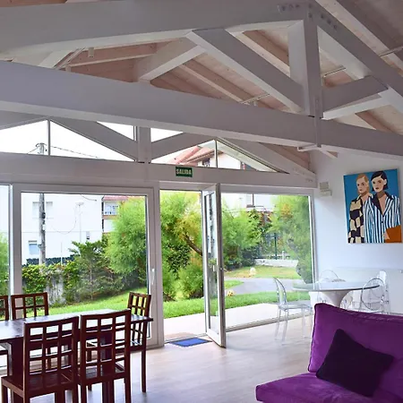 Playa Joyel Family Surf House * Noja