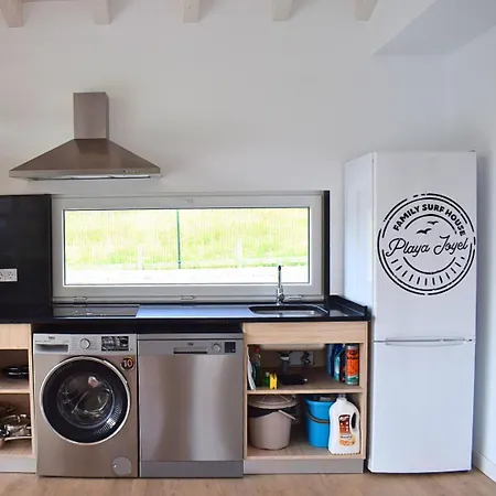 Вилла Playa Joyel Family Surf House